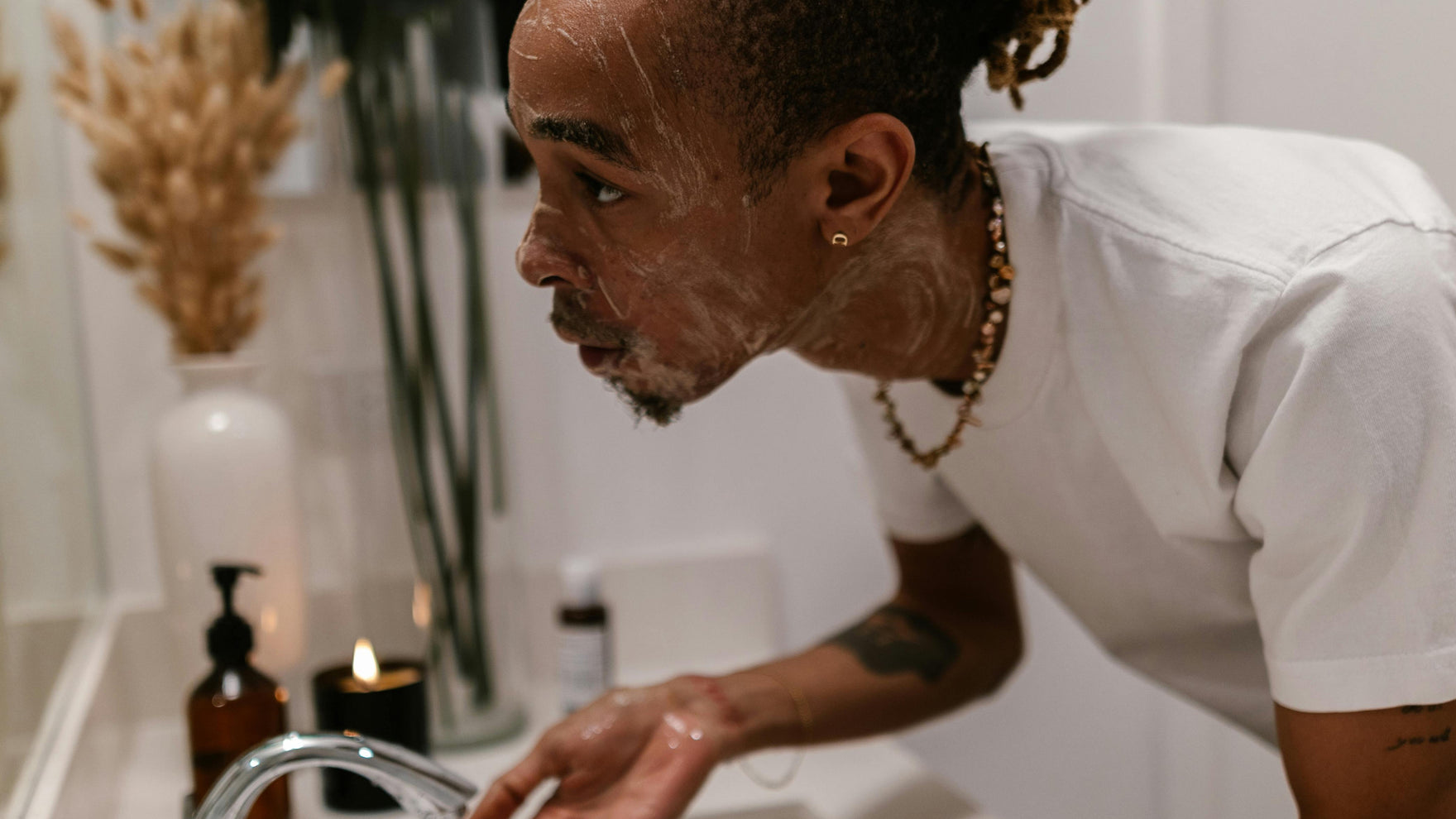 Hautpflege für Männer: Tipps und Routinen für gesunde Haut