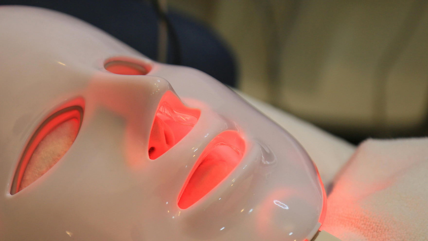 Über den Hype hinaus: Sollten Sie eine LED-Gesichtsmaske Kaufen?